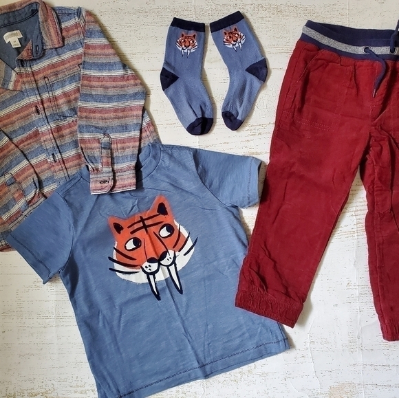 Gymboree Toddler Boy Outfit EUC - Picture 2 of 2